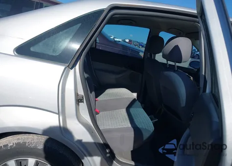 2006 Ford Focus Zx4 из США, поврежденный, VIN 1FAHP34N56W209770